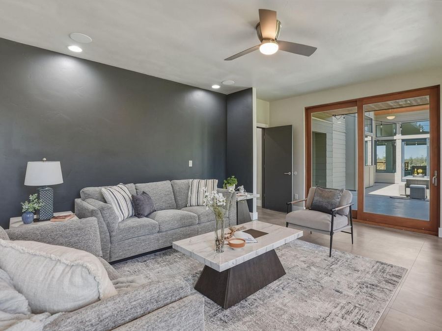 Property Image 102