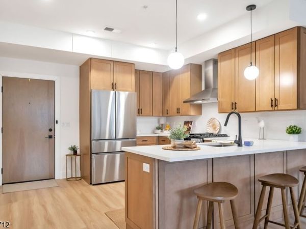 20 Encampment Ct204, Montville, NJ 07082