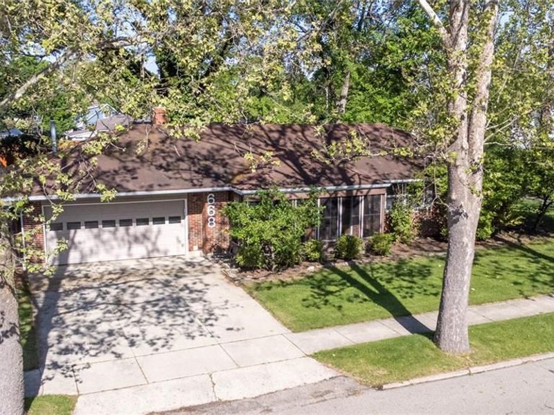668 W Trade Square, Troy, OH 45373 Photo 23