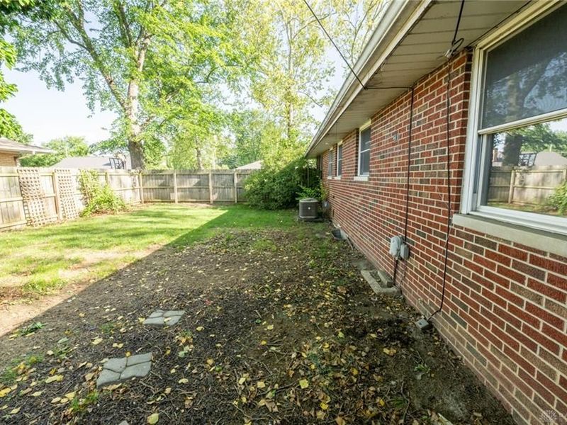 668 W Trade Square, Troy, OH 45373 Photo 32