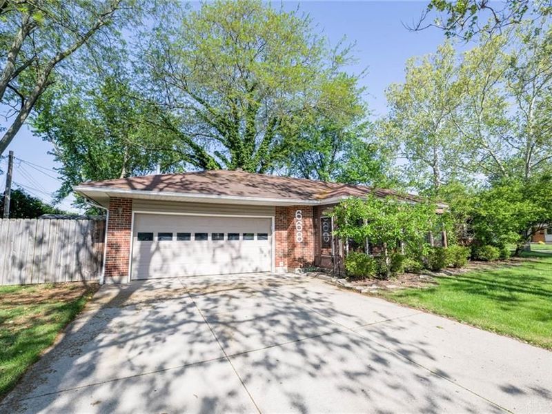 668 W Trade Square, Troy, OH 45373 Photo 40
