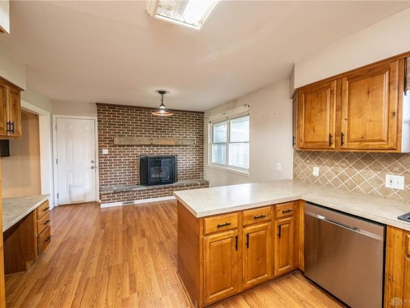 668 W Trade Square, Troy, OH 45373 Photo 5
