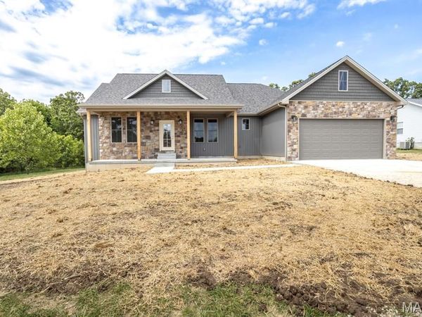 112 Sweet Valley Circle, Crocker, MO 65452