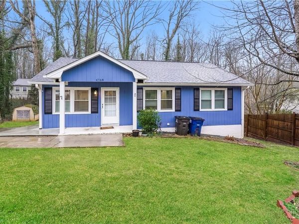 4768 N Cherry Street , Winston-Salem, NC 27105