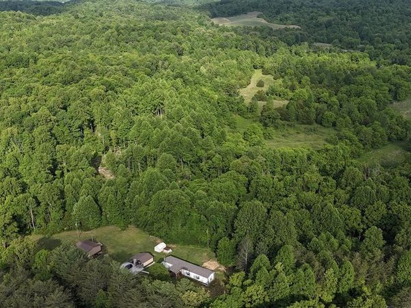2417 Friendship Church Road , Magnolia, KY 42757