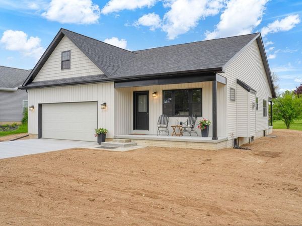 237 Ambler Drive, Brooklyn, MI 49230