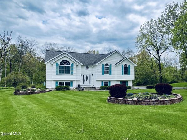 35 Frederick Drive, Fort Edward, NY 12828