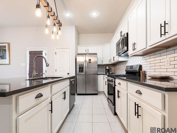 38305 Cotton Creek Ave, Prairieville, LA 70769