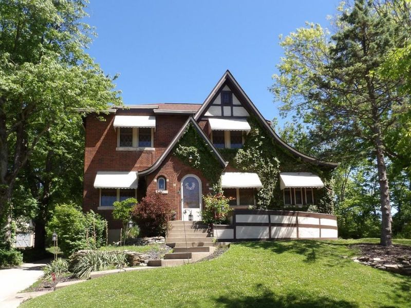 4308 Schulte Drive, Cincinnati, OH 45205 Photo 2
