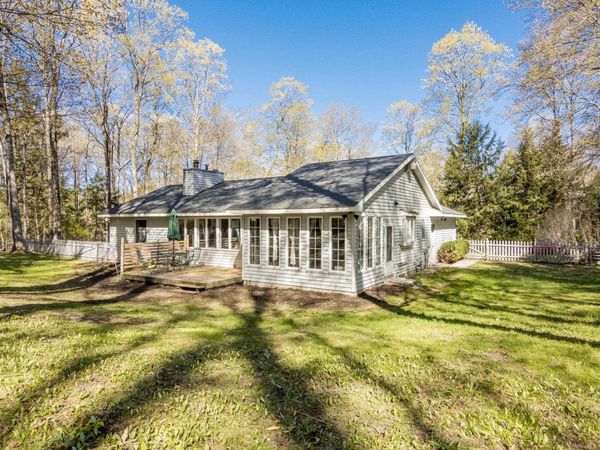 14416 Peninsula Drive, Traverse City, MI 49686