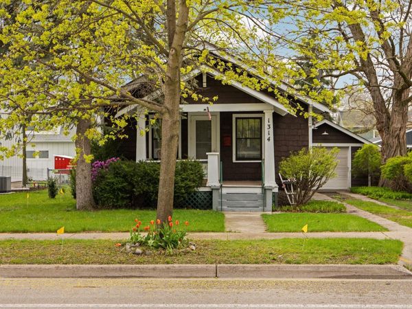 1314 Union Street S, Traverse City, MI 49684
