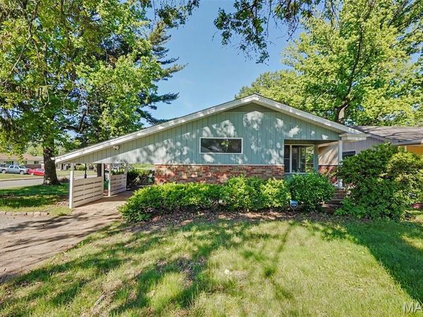 9801 Lawnview Drive , St Louis, MO 63136