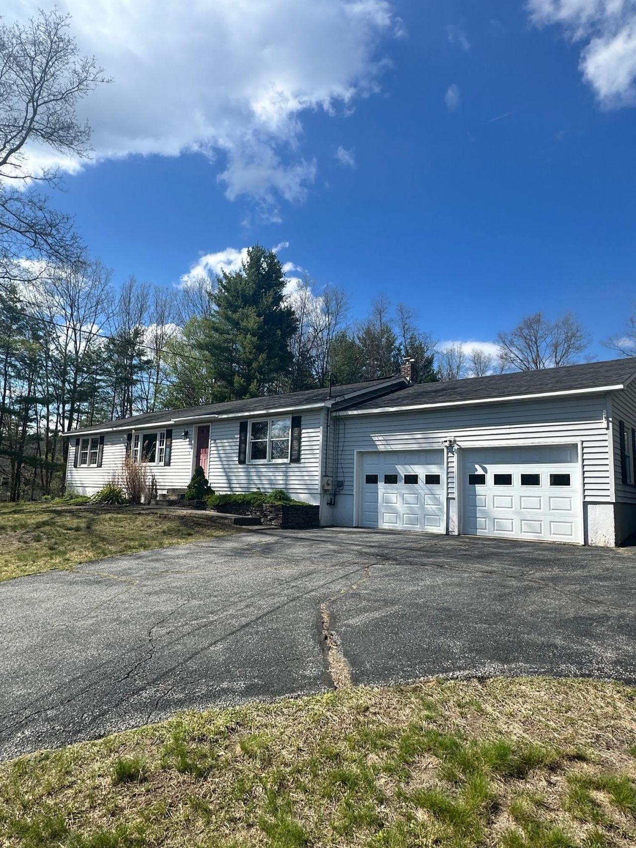 94 Fox Run Road, Hinsdale, NH 03451 Main Photo