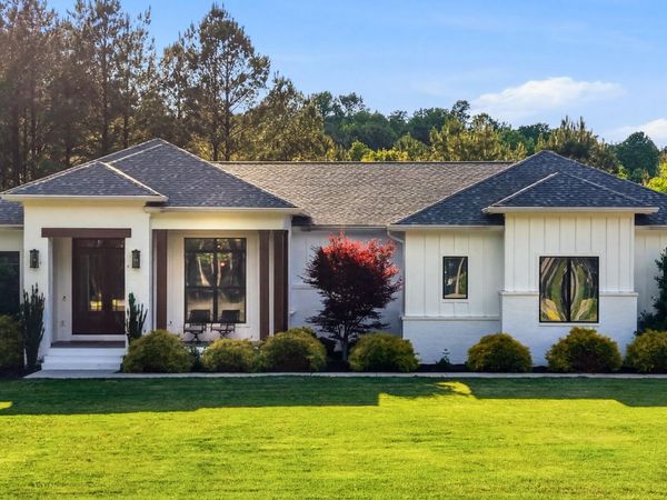 2275 River Bluffs Drive, Jasper, TN 37347