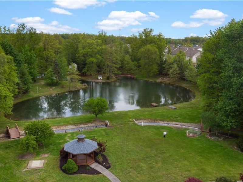 36900 Chester Road, Avon, OH 44011 Photo 11