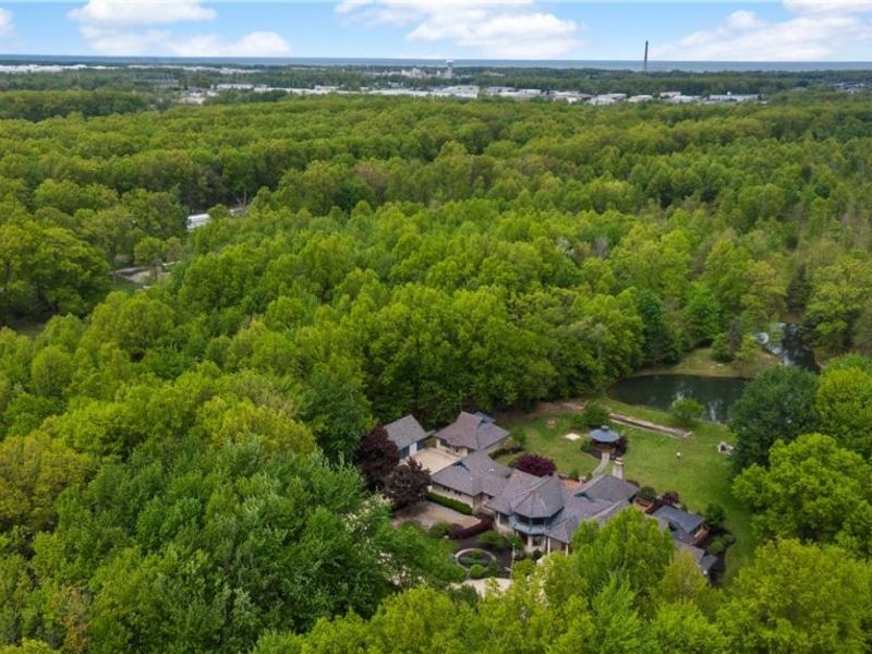 36900 Chester Road, Avon, OH 44011 Photo 12