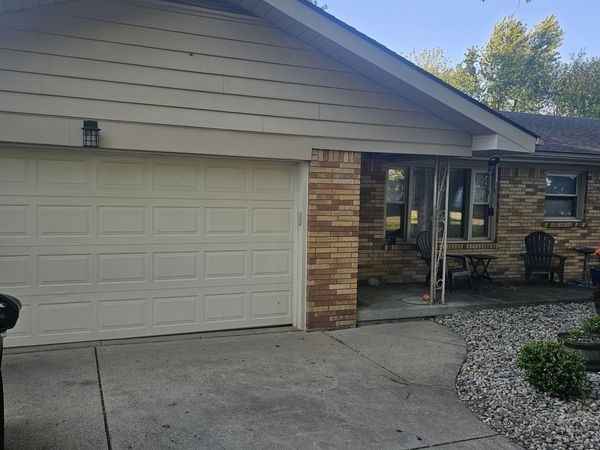 232 Suburban Drive , Anderson, IN 46017
