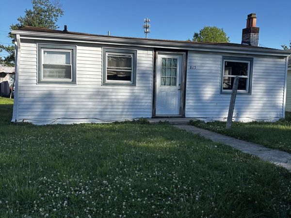 825 Moriseni Street , Shelbyville, IN 46176