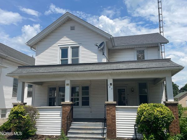 127 E Lynn Street, Edgerton, OH 43517