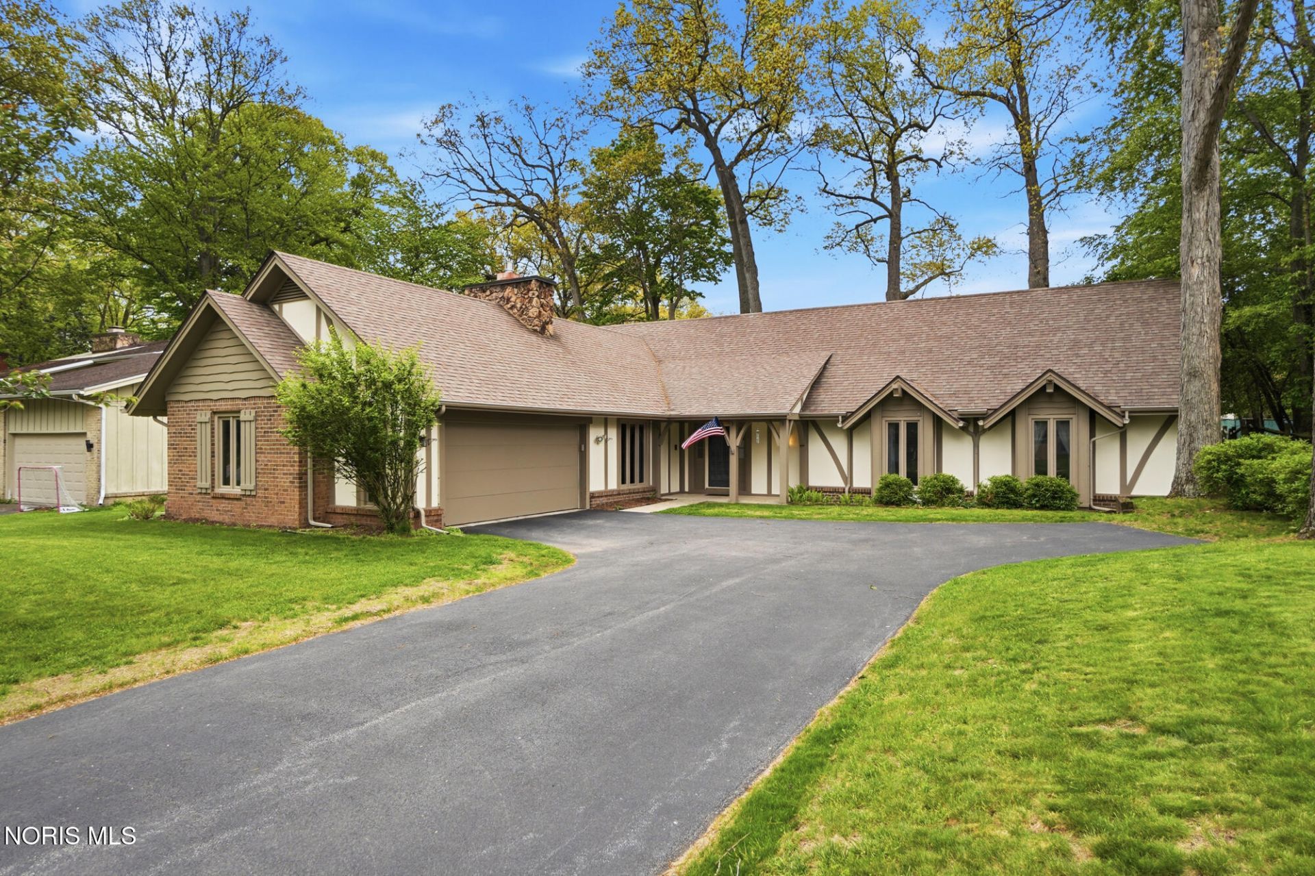 6023 Barkwood Lane, Sylvania, OH 43560 Main Photo