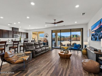 319 Grafton Drive, Sparks, NV 89441 Photo
