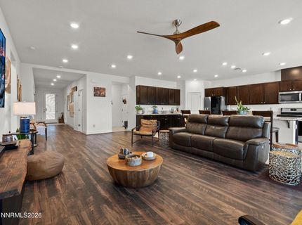 319 Grafton Drive, Sparks, NV 89441 Photo