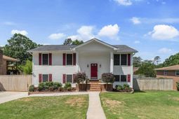 913 Riverview Drive photo 4