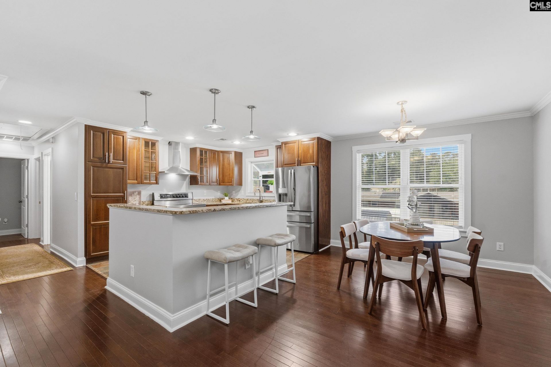 913 Riverview Drive Photo 5