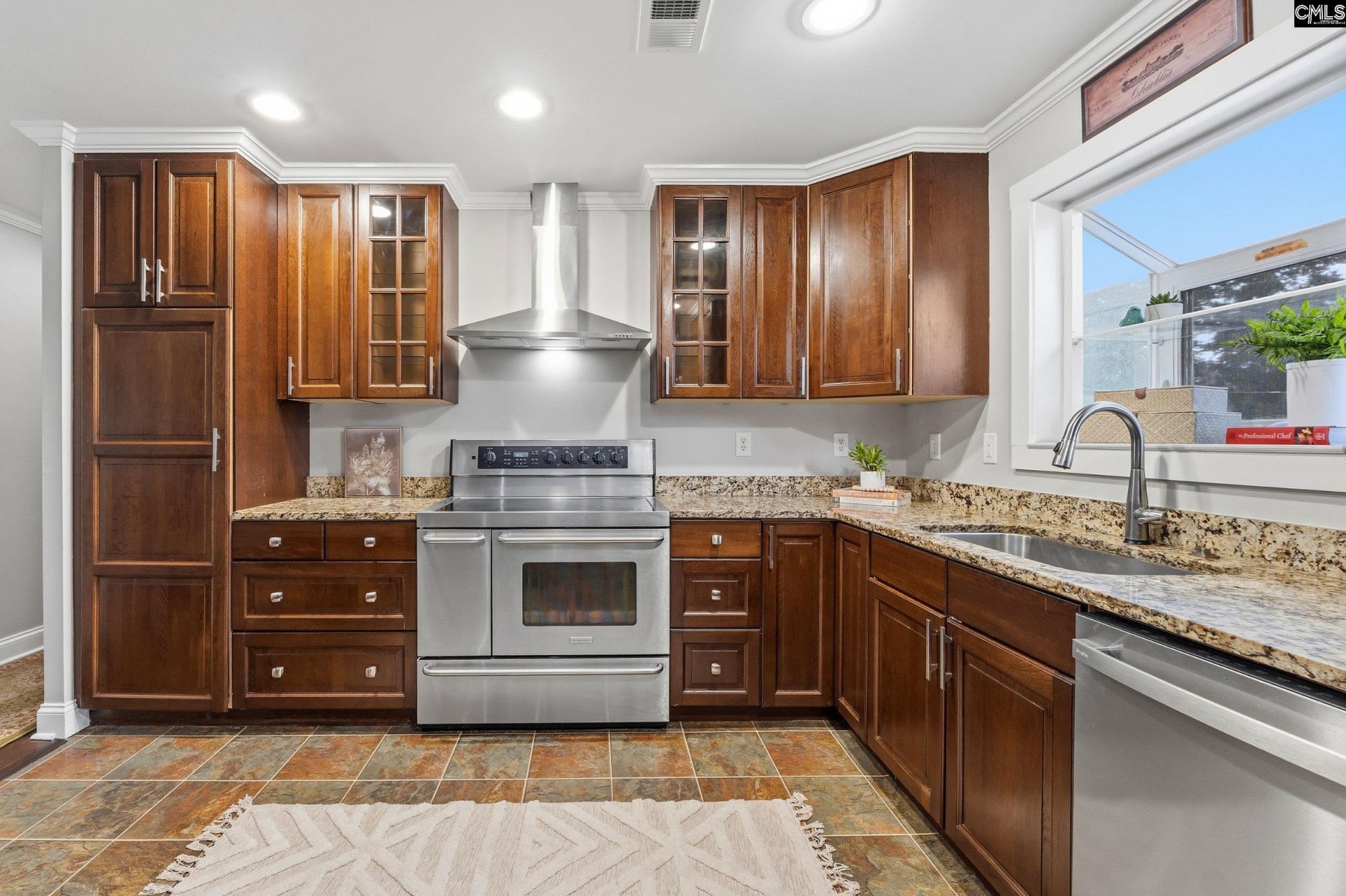 913 Riverview Drive Photo 8