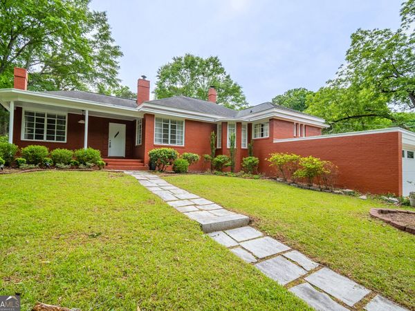 199 Lake Forest Drive, Elberton, GA 30635