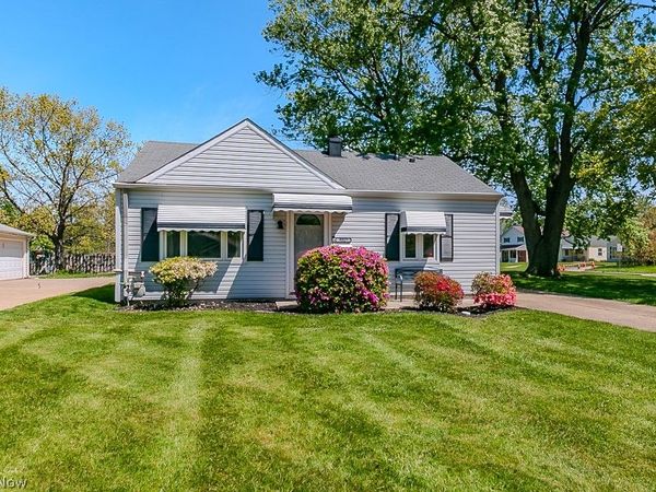 9017 Woodridge Lane , Mentor, OH 44060
