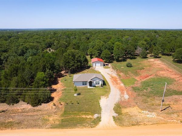 332252 E Caprock Drive, Wellston, OK 74881