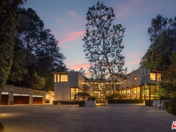 645 Tuallitan Road, Los Angeles, CA 90049