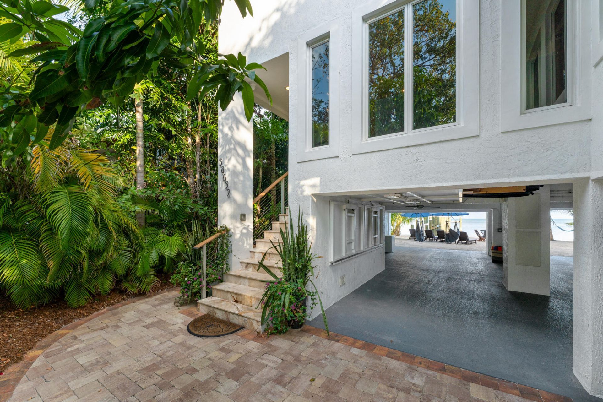 58652 Overseas Highway, Marathon, FL 33050 Photo