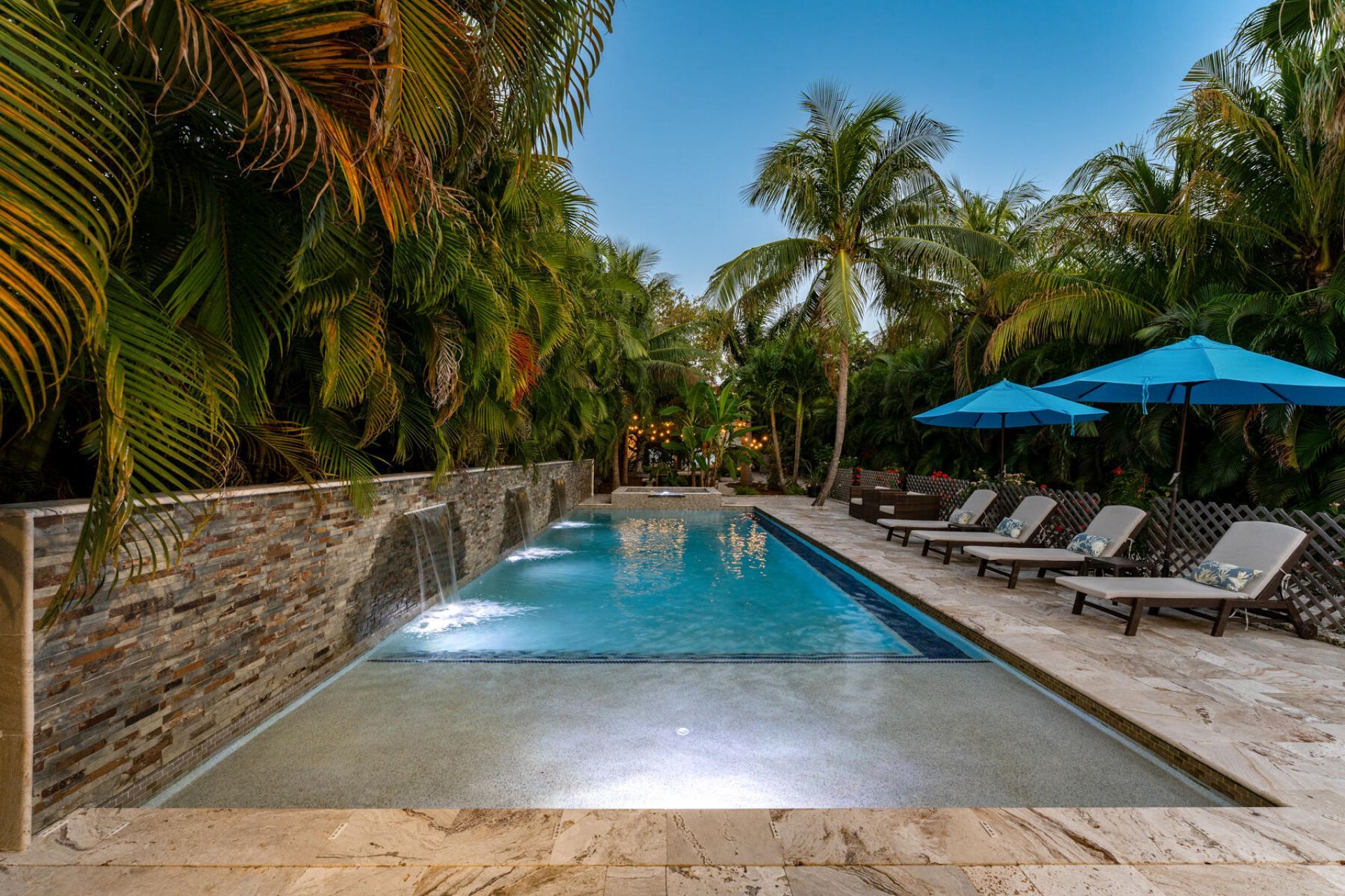 58652 Overseas Highway, Marathon, FL 33050 Photo
