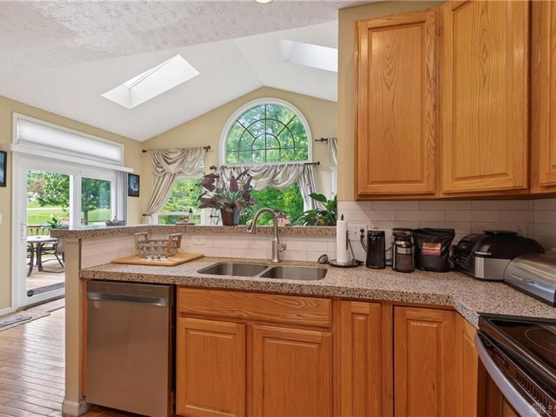 2284 Wild Dance, Beavercreek, OH 45434 Photo 14