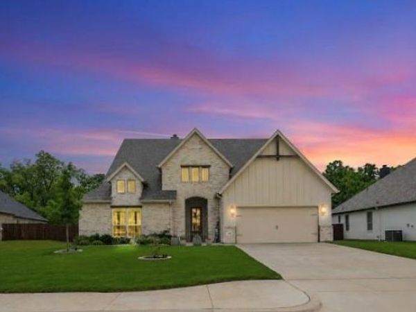 228 Belmont Drive, Willow Park, TX 76087
