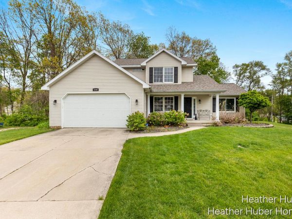 5196 S Oakvale Court SW, Wyoming, MI 49519