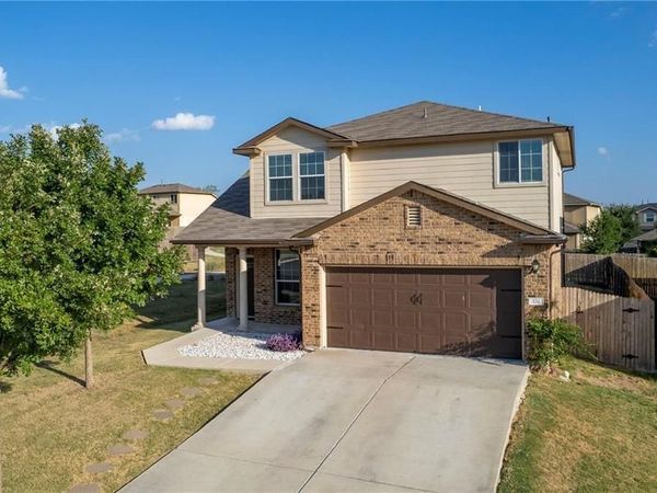 170 Kingfisher LN , Kyle, TX 78640