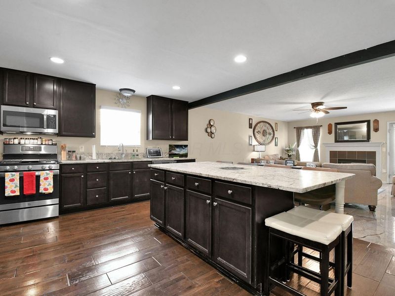 7842 Narrow Leaf Court , Blacklick, OH 43004 Photo 8