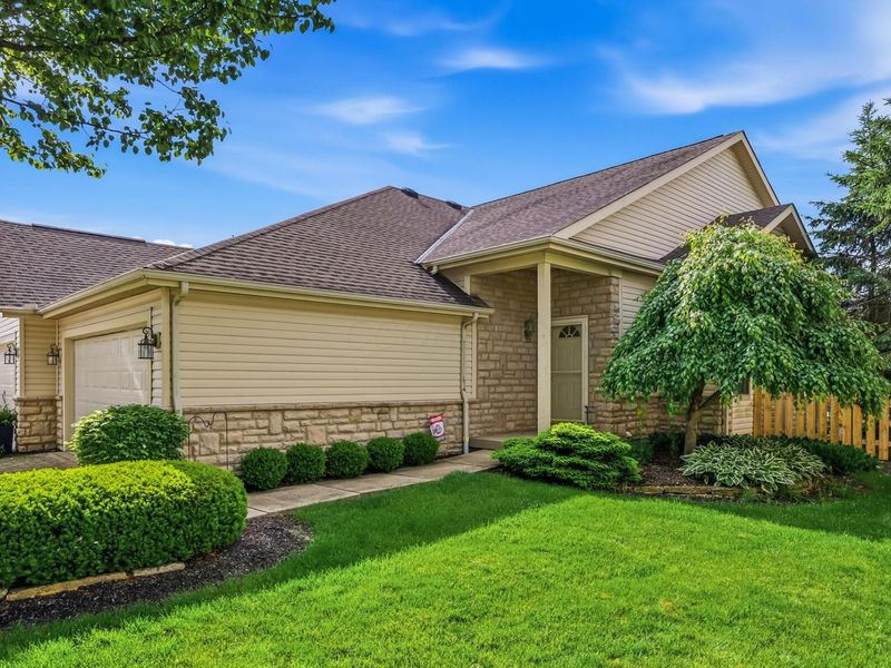 124 Braddington Court, Delaware, OH 43015 Photo 2