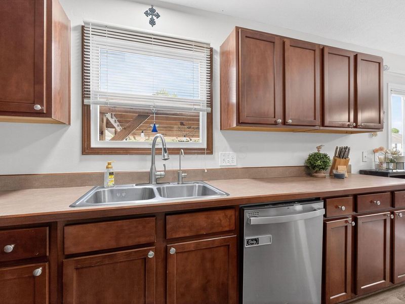 1825 Creekview Drive , Marysville, OH 43040 Photo 19