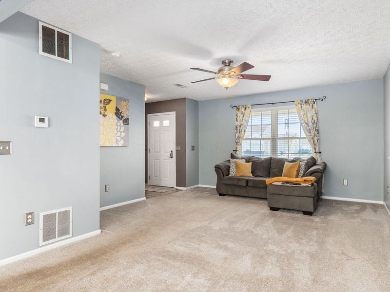 6148 Early Light Drive , Galloway, OH 43119 Photo 10