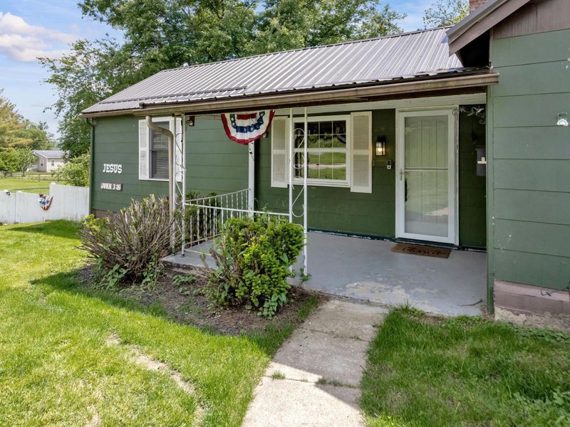 365 Ballard Avenue , Newark, OH 43055 Photo 4