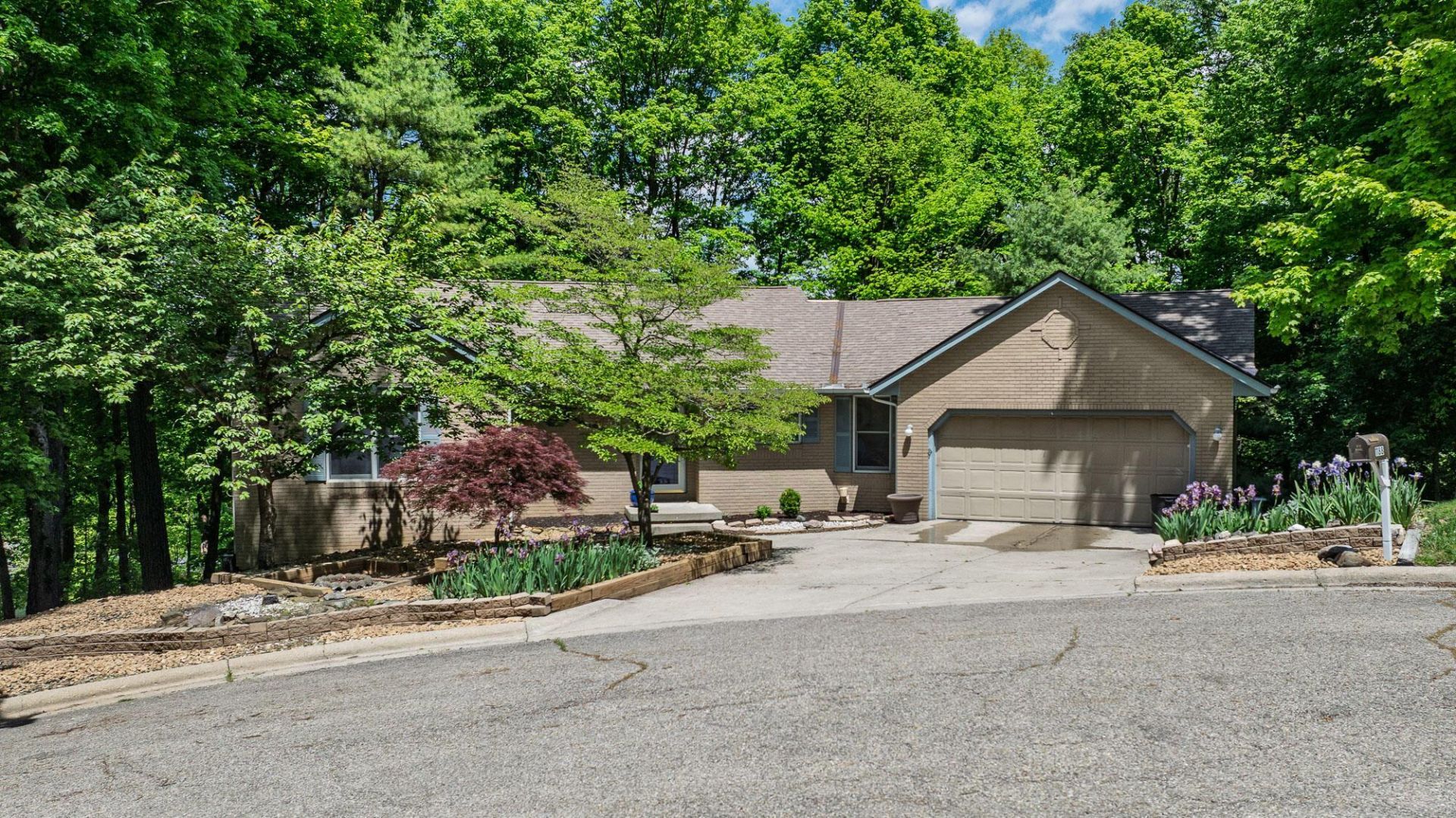1188 Howell Court , Newark, OH 43055 Main Photo