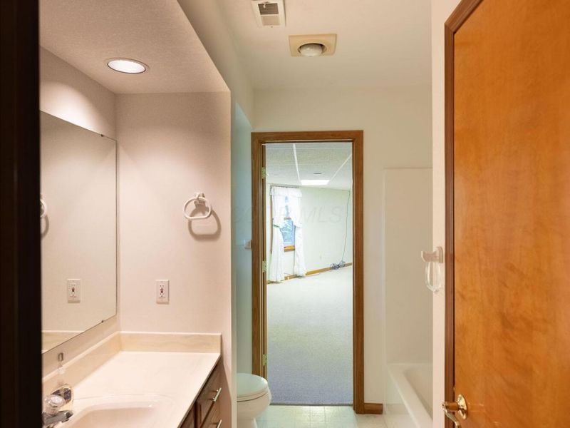 1188 Howell Court , Newark, OH 43055 Photo 23
