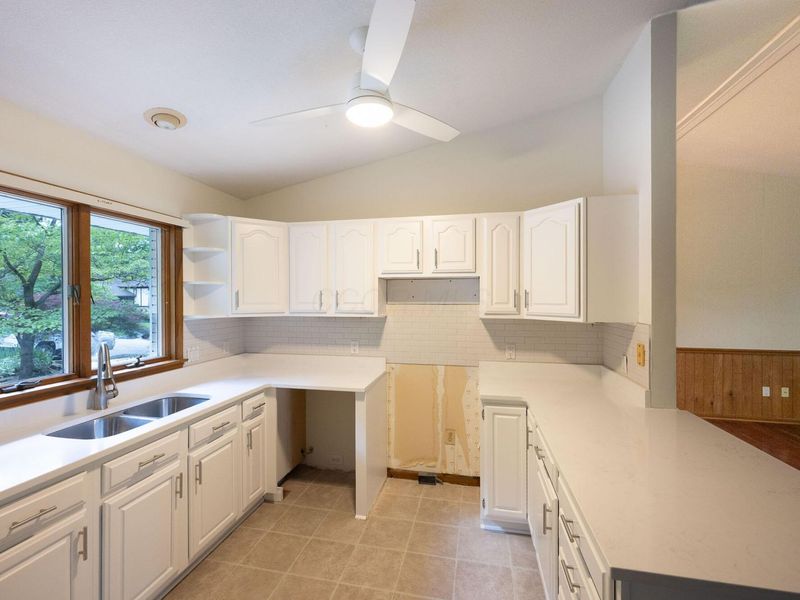 1188 Howell Court , Newark, OH 43055 Photo 4