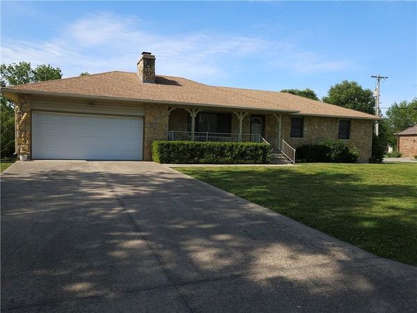 616 Lafayette Street, Saint Paul, KS 66771