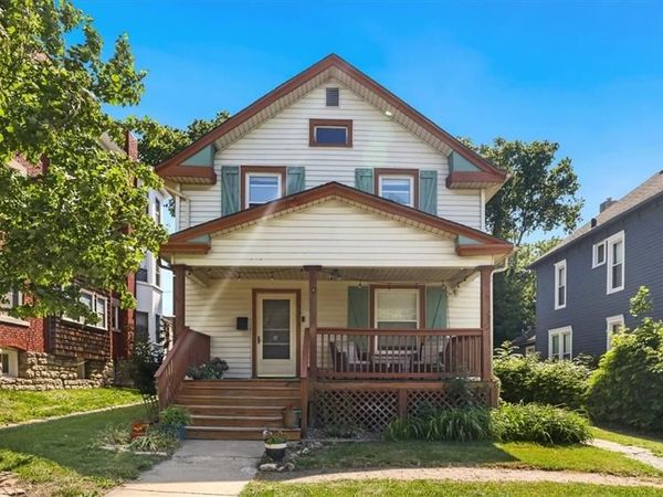 3911 Central Street, Kansas City, MO 64111