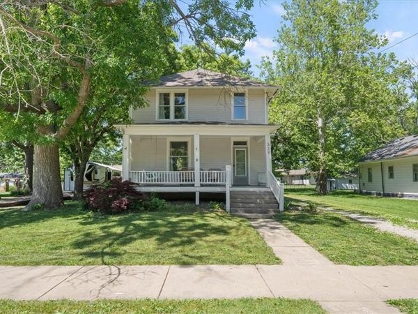 329 W 3rd Street, Wellsville, KS 66092